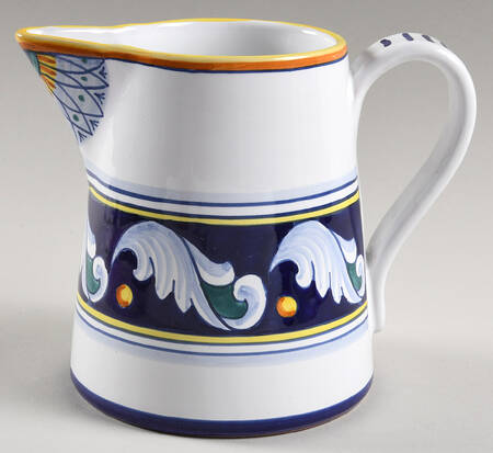 Umbria 38 Oz Pitcher