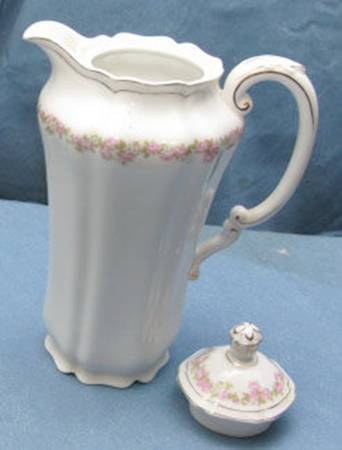 VNN9 Chocolate Pot & Lid