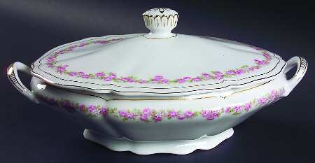 VNN9 Oval Covered Vegetable