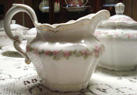 VNN9 Creamer