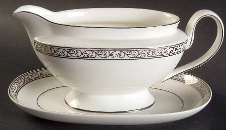 Eloise Gravy Boat & Underplate/Relish