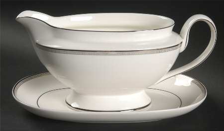 Estelle Platinum Gravy Boat & Underplate/Relish