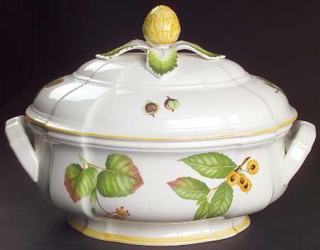 Parkland Oval Tureen & Lid