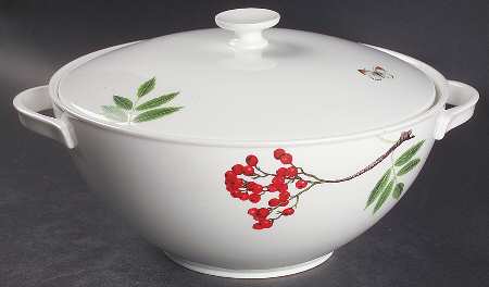 Wildberries Tureen &  Lid