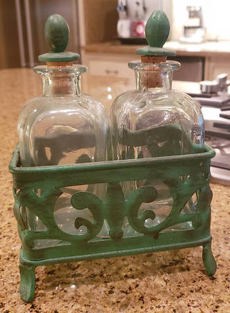Pergola Glass Vinegar and Oil Set with Stand