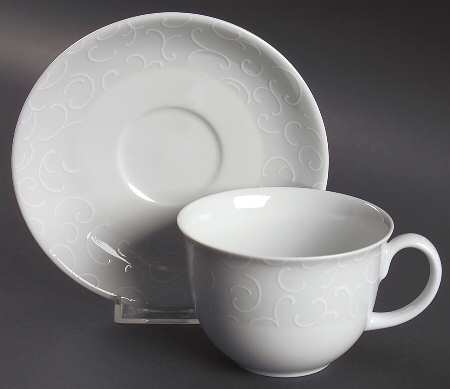 Arabesco Flat Cup & Saucer Set