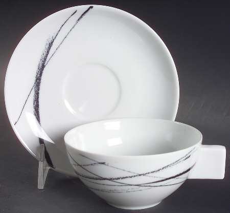 Sketch Flat Cup & Saucer Set
