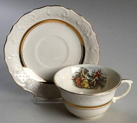 VOG79 Flat Cup & Saucer Set
