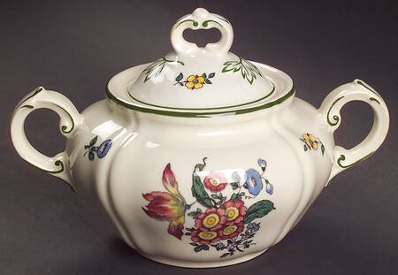 Alt Strasburg (Trim On Edge) Sugar Bowl & Lid