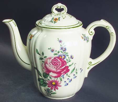Alt Strasburg (Trim On Edge) Coffee Pot & Lid