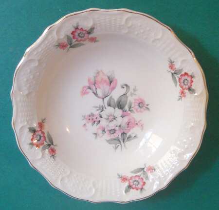 VOG81 Fruit/Dessert (Sauce) Bowl