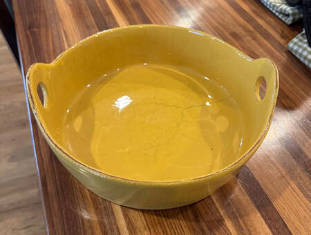 Fantasia Yellow (Solid Color) 11" Round Baker