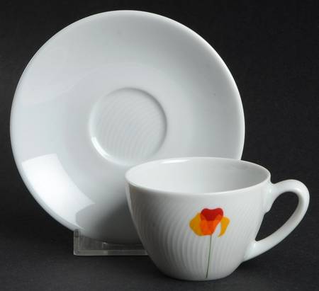 Poppy Papoilas Flat Demitasse Cup & Saucer Set