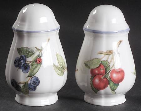 Cottage Salt & Pepper Set