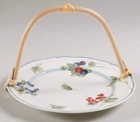 Cottage 5 3/8"-5 5/8" Bamboo Handled Serving Plate  HC