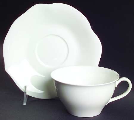 Mira Colored Breakfast Cup & Saucer Set