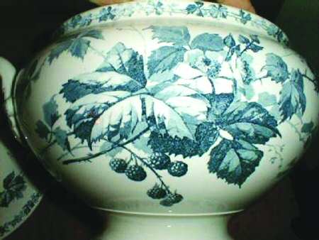 Brombeere by Villeroy &amp; Boch