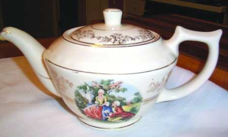 VOT1 Teapot & Lid