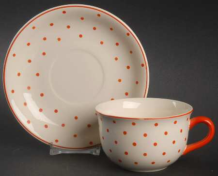 VIL119 Flat Cup & Saucer Set