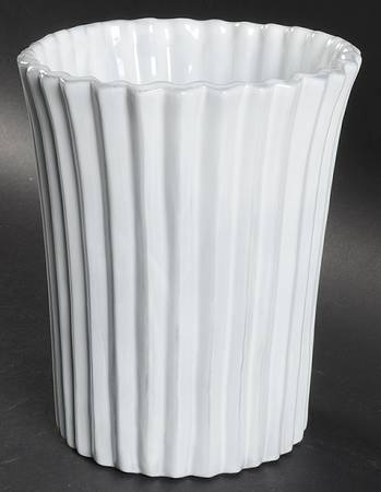Incanto Utensil Holder