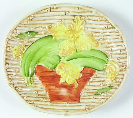 Bamboo With Vegetable Salad Plate