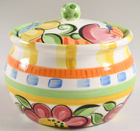Bloomin' Blossoms 2.5 Qt Round Covered Casserole