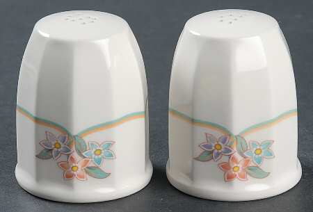 Como (Multisided) Salt & Pepper Set
