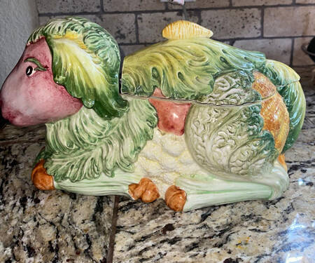 Botanical Collection Animals Tureen & Lid