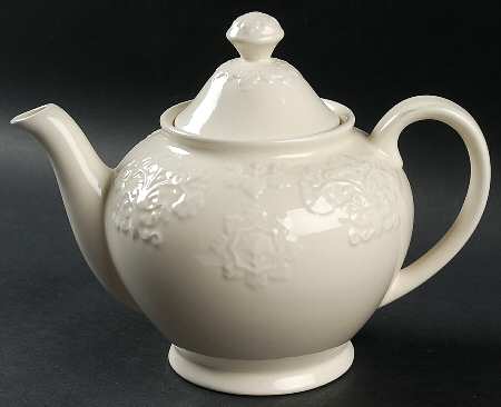 Pavilion Cream Teapot & Lid