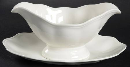 Country Heritage Gravy Boat & Underplate/Relish