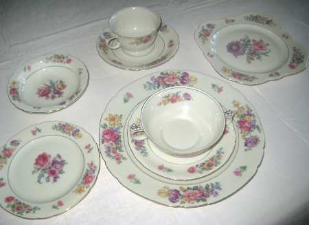 VIT297 Salad Plate