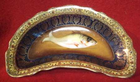 5476 (Scalloped) Bone Dish