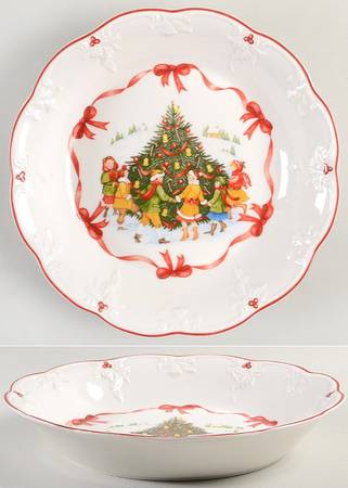 Toy's Fantasy 9" Round Bowl