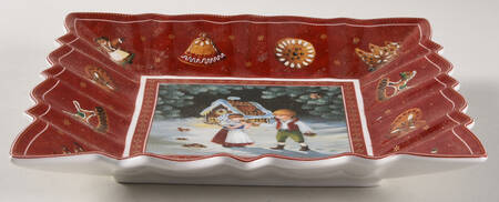 Toy's Fantasy 9" Square Bowl