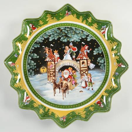 Toy's Fantasy 15" Deep Round Platter
