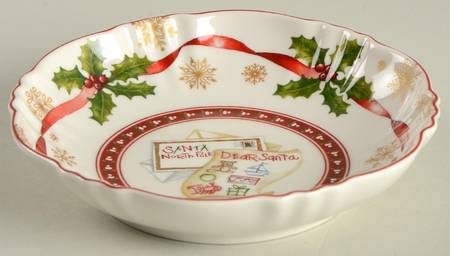 Toy's Fantasy Fruit/Dessert (Sauce) Bowl