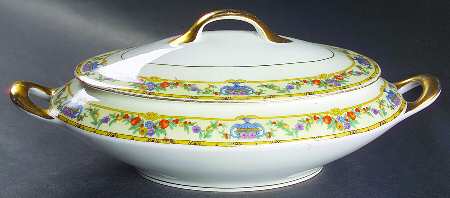 VIT312 Oval Covered Vegetable