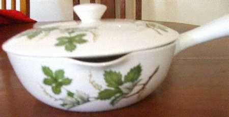 VIL192 Saucepan & Lid