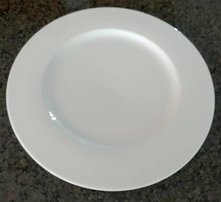 Wonderful World White Service Plate (Charger)