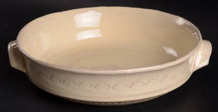 Bellezza Buttercream 9" Round Baker