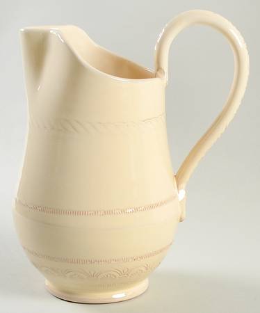 Bellezza Buttercream 40 Oz Pitcher