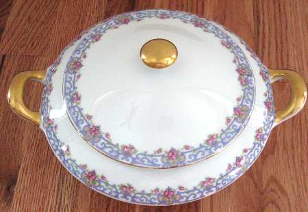 858-1 Round Covered Vegetable