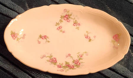 VNN46 14" Oval Serving Platter