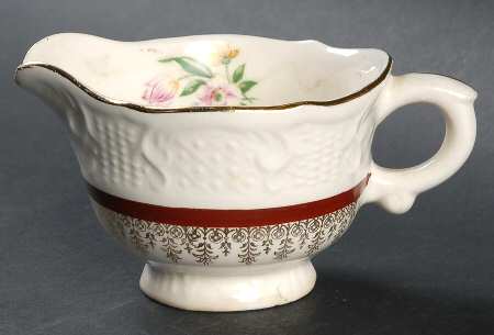 VOG131 Creamer