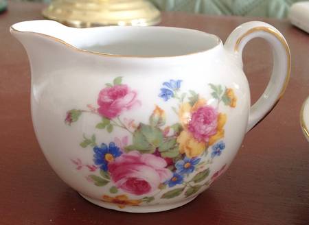 237 SMOOTH Creamer