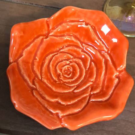 Sara's Flowers Figural Dip Bowl