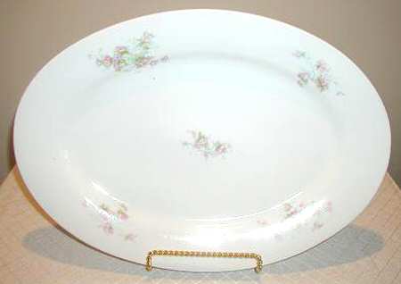 VNN48 14" Oval Serving Platter