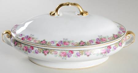 222 (Floral Edge) Oval Covered Vegetable