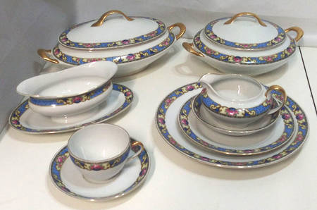 VIT346 Round Covered Vegetable