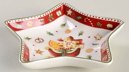 Winter Bakery Delight 5" Star Shaped Bowl